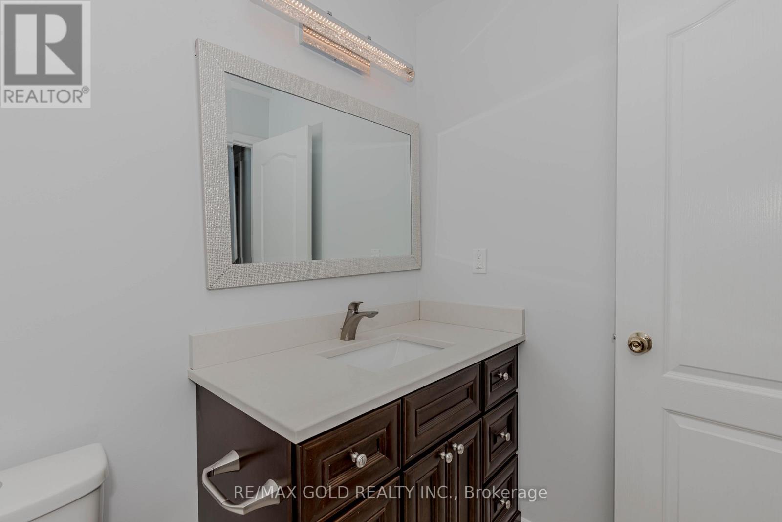 7399 Terragar Boulevard, Mississauga, Ontario  L5N 8G7 - Photo 38 - W12393724