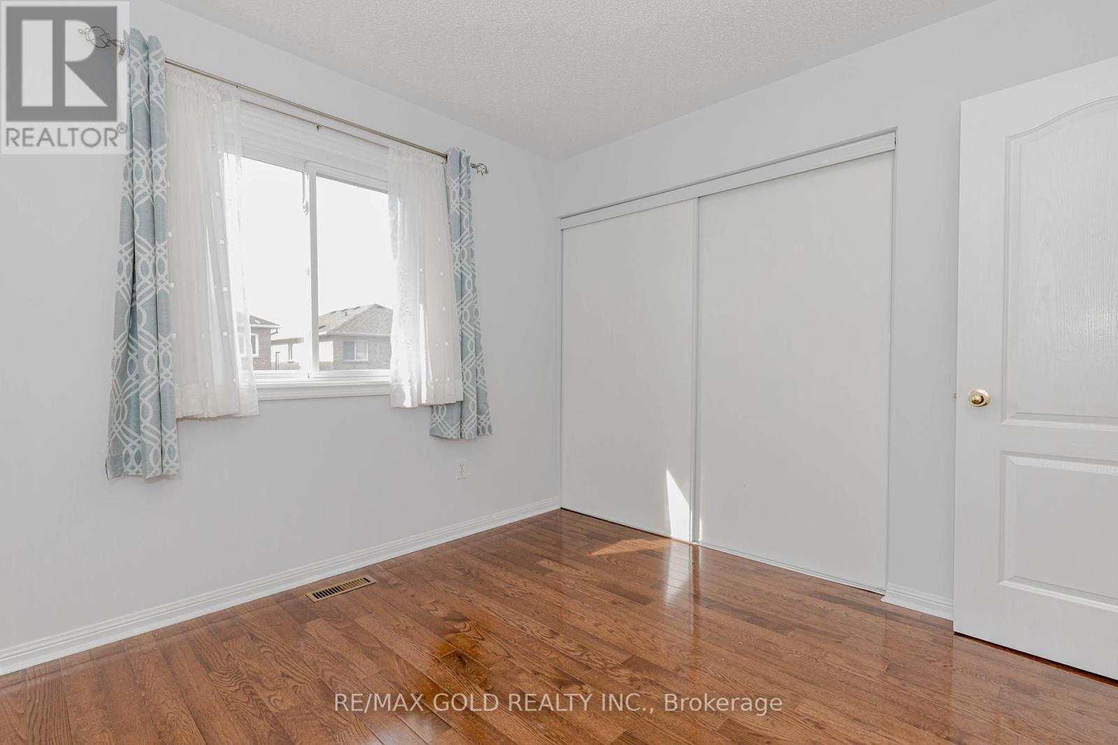 7399 Terragar Boulevard, Mississauga, Ontario  L5N 8G7 - Photo 40 - W12393724