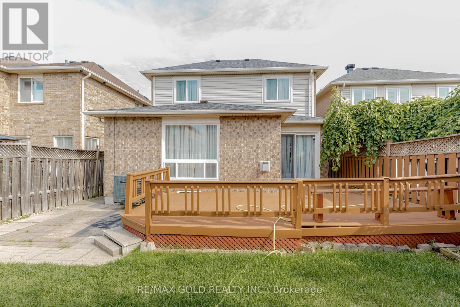 7399 Terragar Boulevard, Mississauga, Ontario  L5N 8G7 - Photo 47 - W12393724