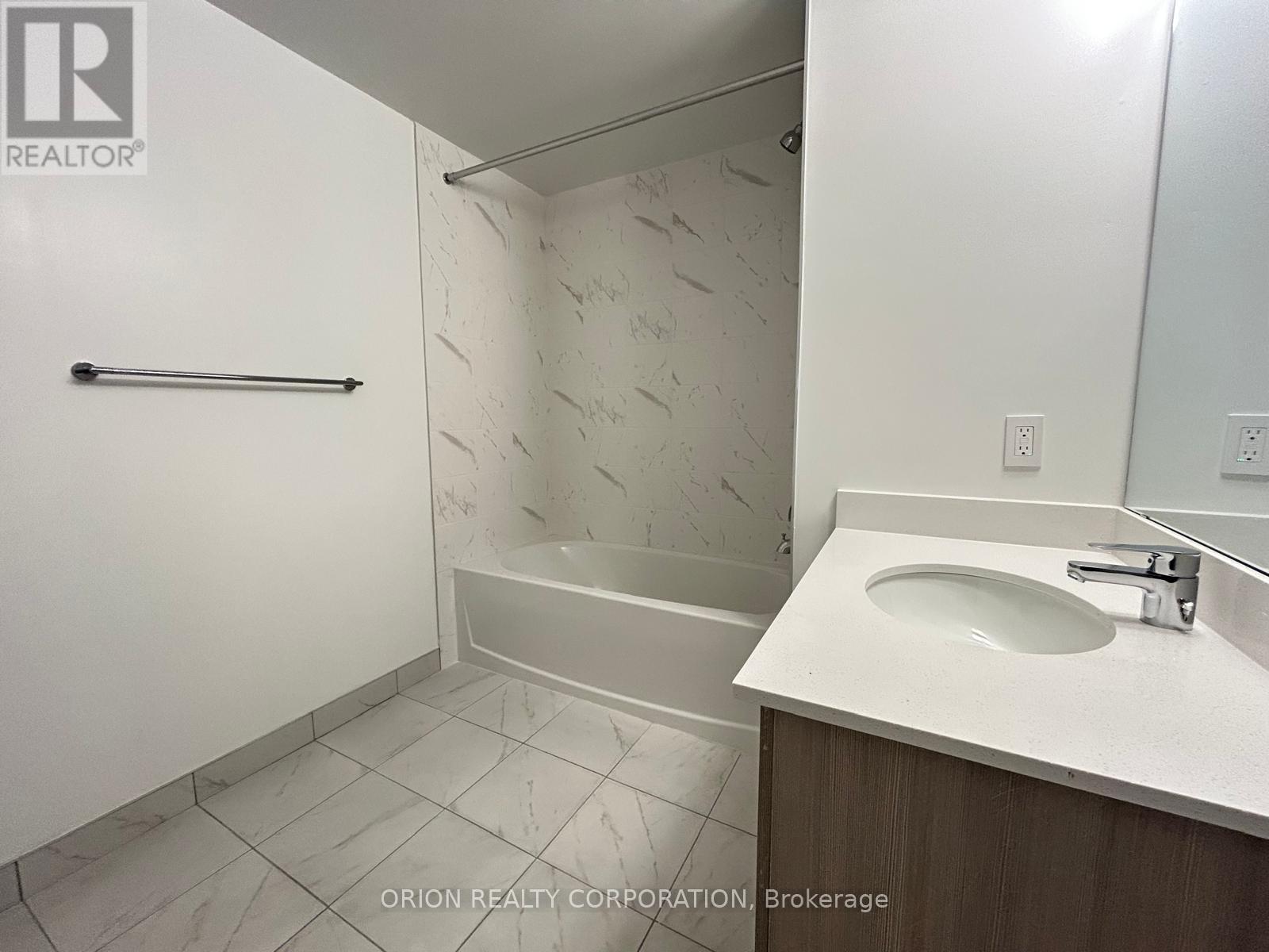 428 - 556 Marlee Avenue, Toronto, Ontario  M6B 0B1 - Photo 12 - W12393750