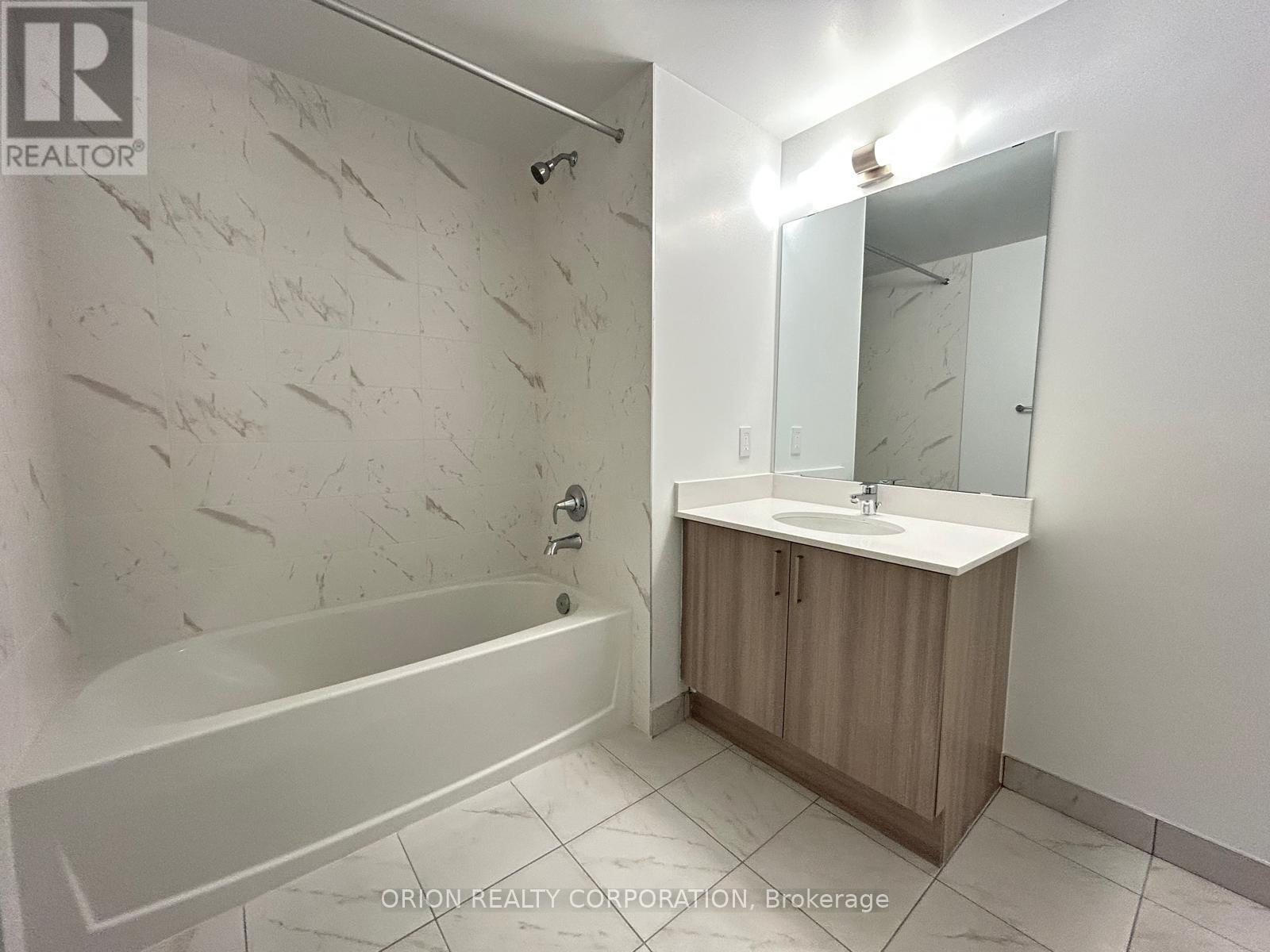 428 - 556 Marlee Avenue, Toronto, Ontario  M6B 0B1 - Photo 13 - W12393750