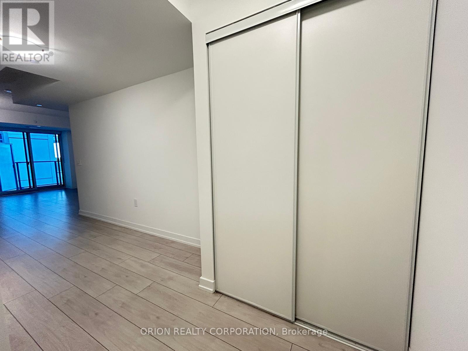428 - 556 Marlee Avenue, Toronto, Ontario  M6B 0B1 - Photo 2 - W12393750