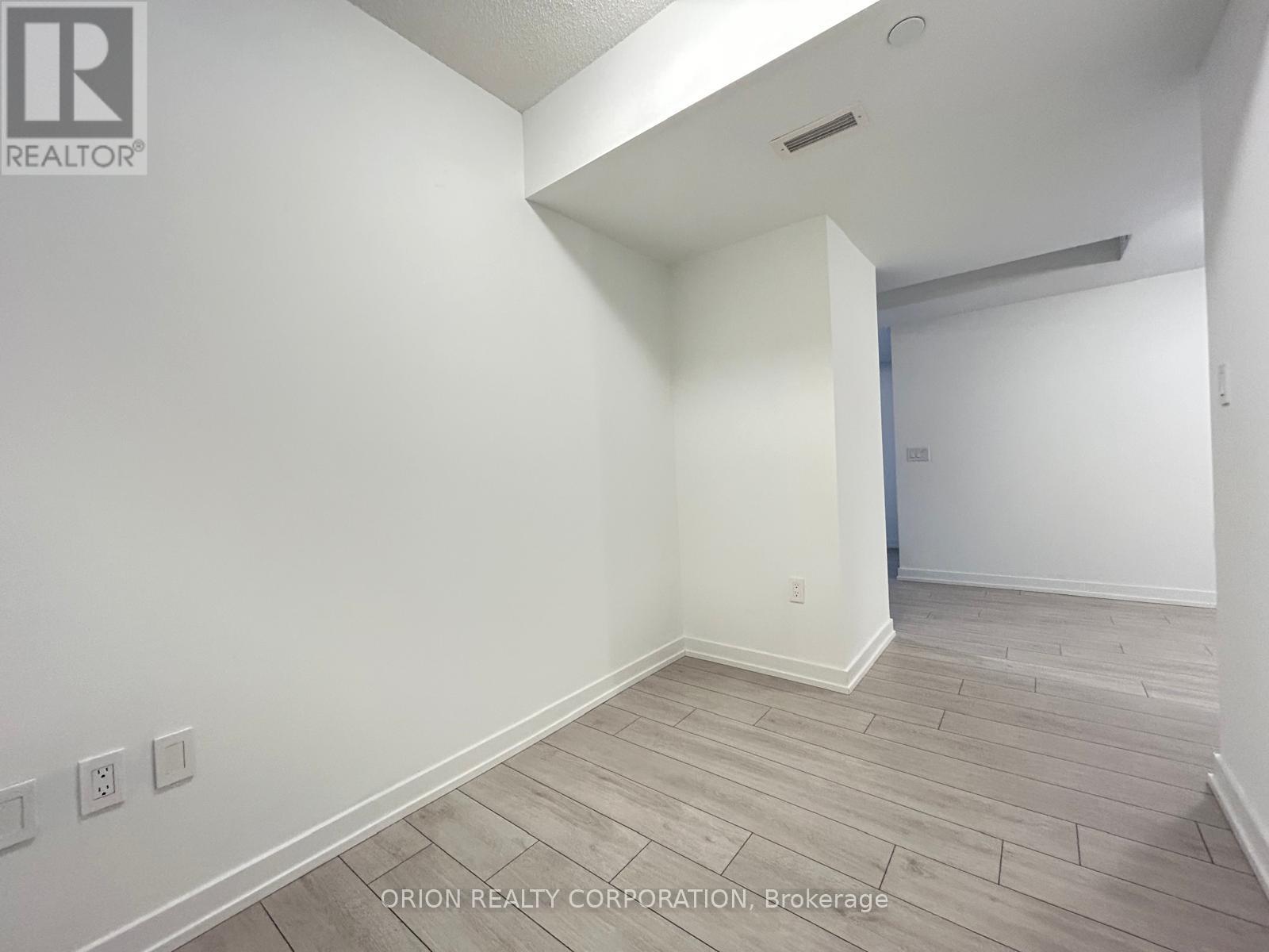 428 - 556 Marlee Avenue, Toronto, Ontario  M6B 0B1 - Photo 4 - W12393750