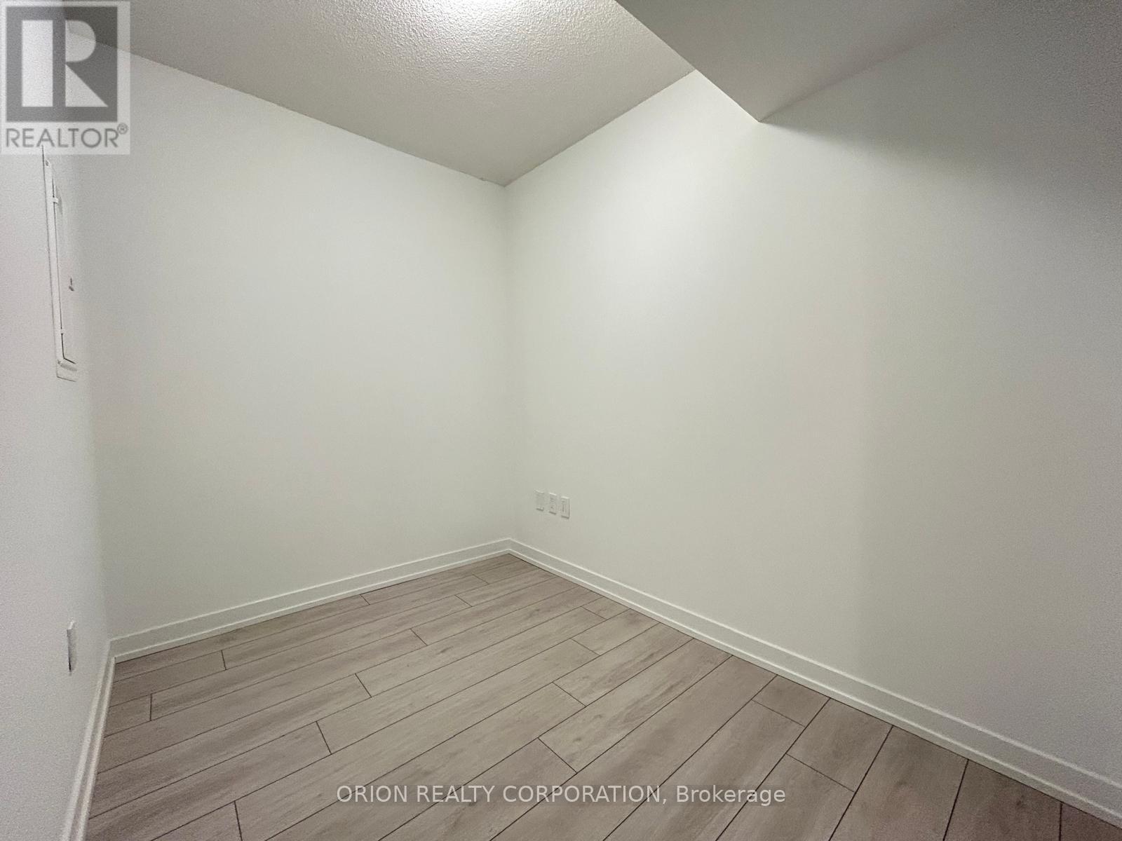 428 - 556 Marlee Avenue, Toronto, Ontario  M6B 0B1 - Photo 6 - W12393750