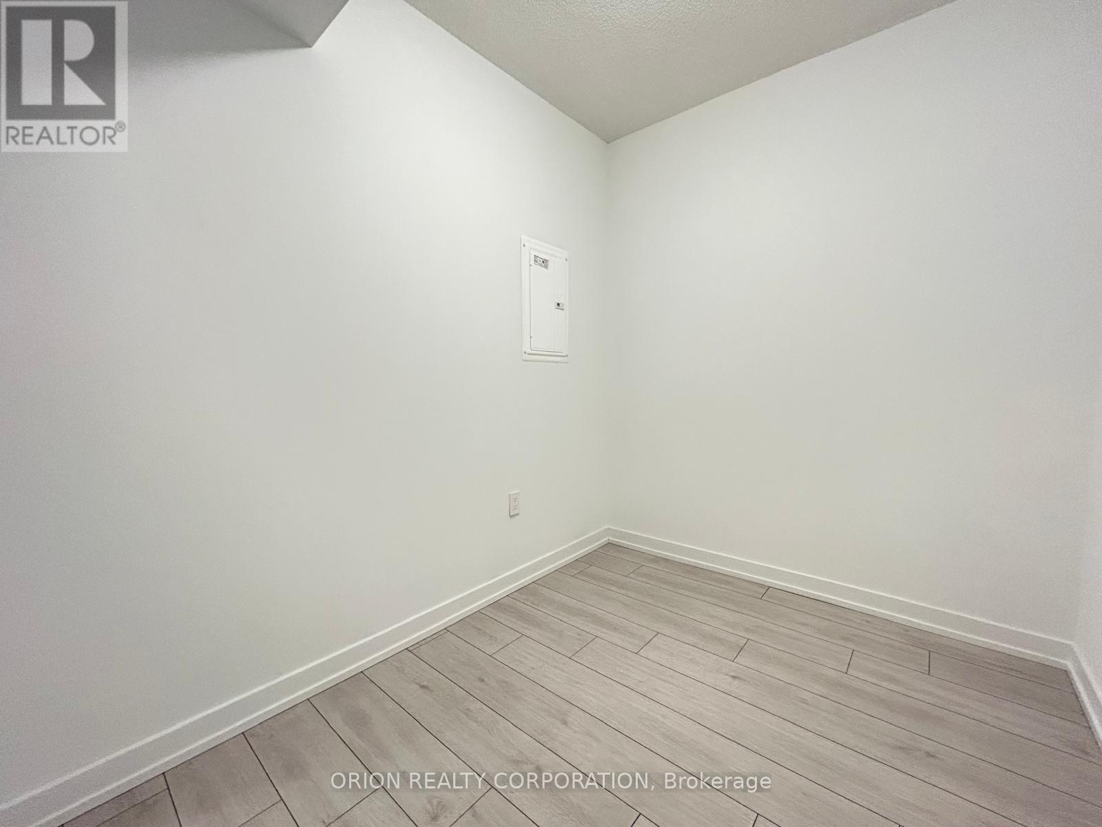 428 - 556 Marlee Avenue, Toronto, Ontario  M6B 0B1 - Photo 7 - W12393750