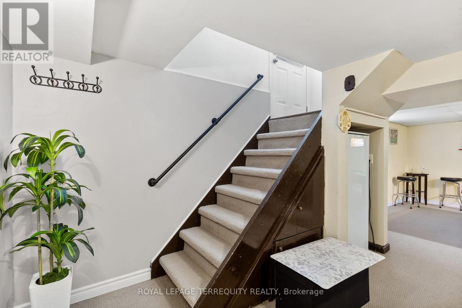 353 Kingsleigh Court, Milton (Om Old Milton), Ontario  L9T 1X6 - Photo 33 - W12393760