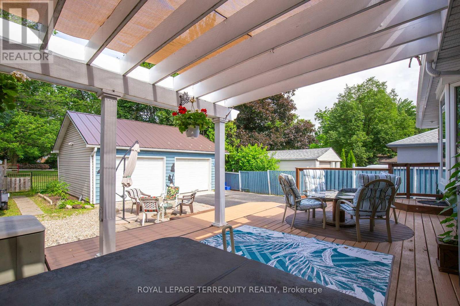 353 Kingsleigh Court, Milton (Om Old Milton), Ontario  L9T 1X6 - Photo 44 - W12393760