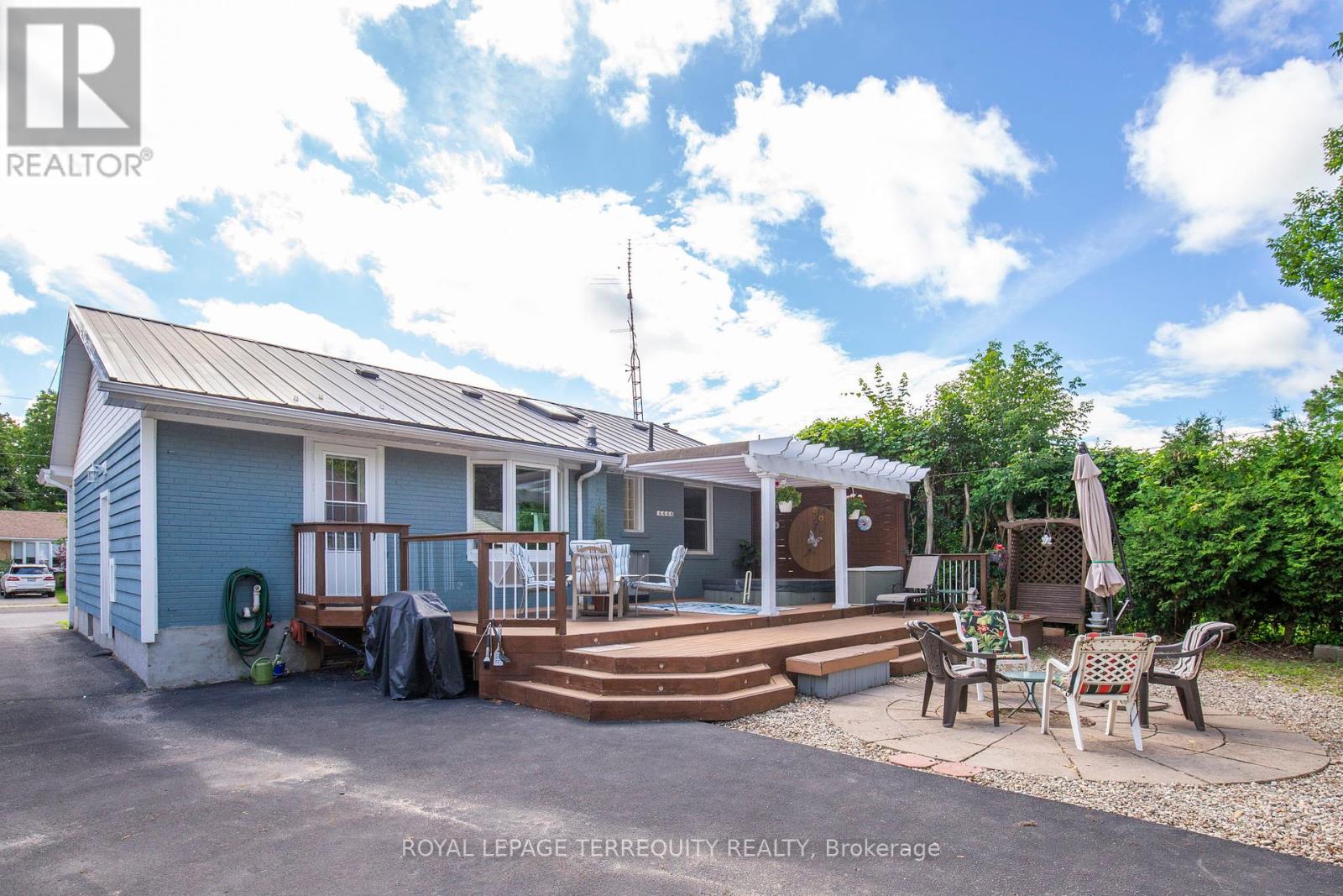 353 Kingsleigh Court, Milton (Om Old Milton), Ontario  L9T 1X6 - Photo 47 - W12393760