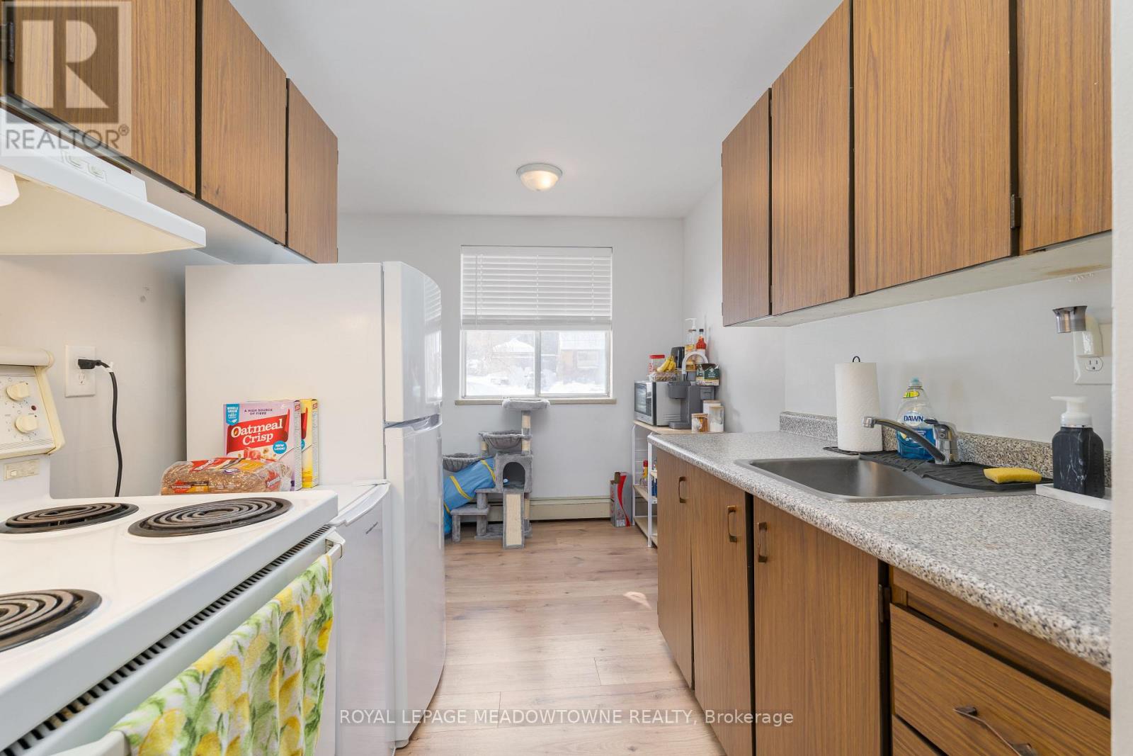 2a - 8 Cherry Street, Halton Hills, Ontario  L7G 3J8 - Photo 7 - W12393763