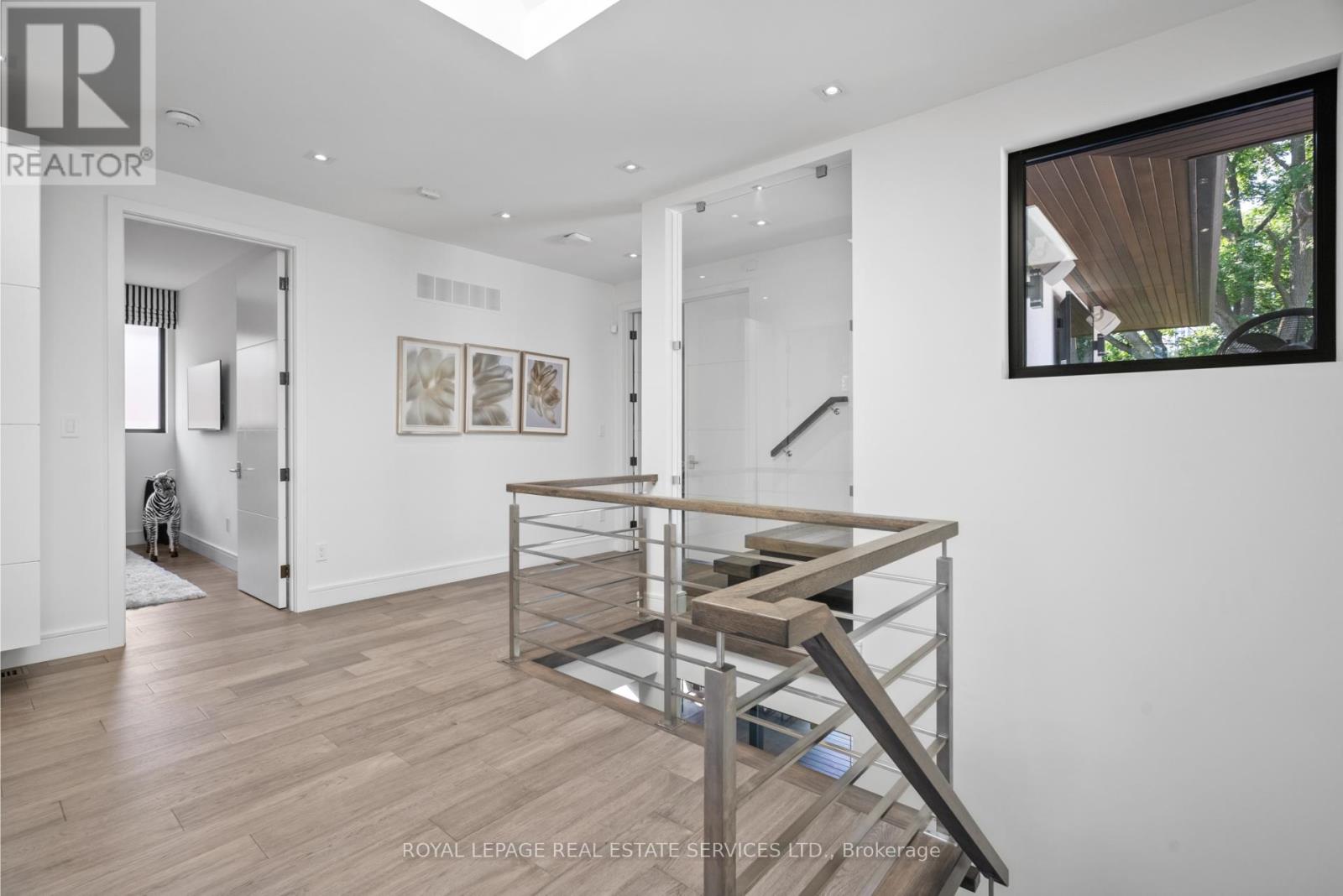 96 Montgomery Road, Toronto, Ontario  M9A 3N5 - Photo 18 - W12393803
