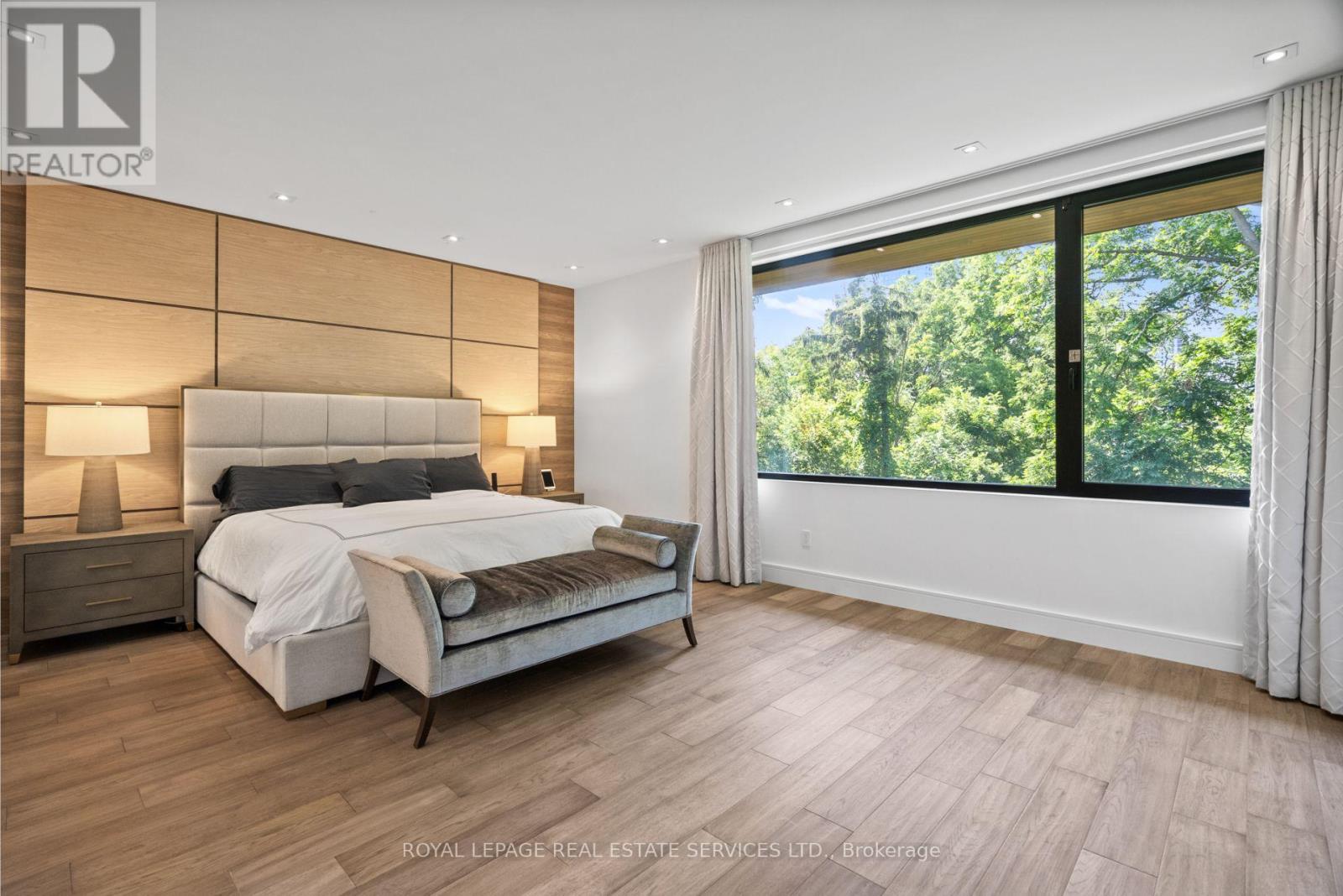 96 Montgomery Road, Toronto, Ontario  M9A 3N5 - Photo 19 - W12393803