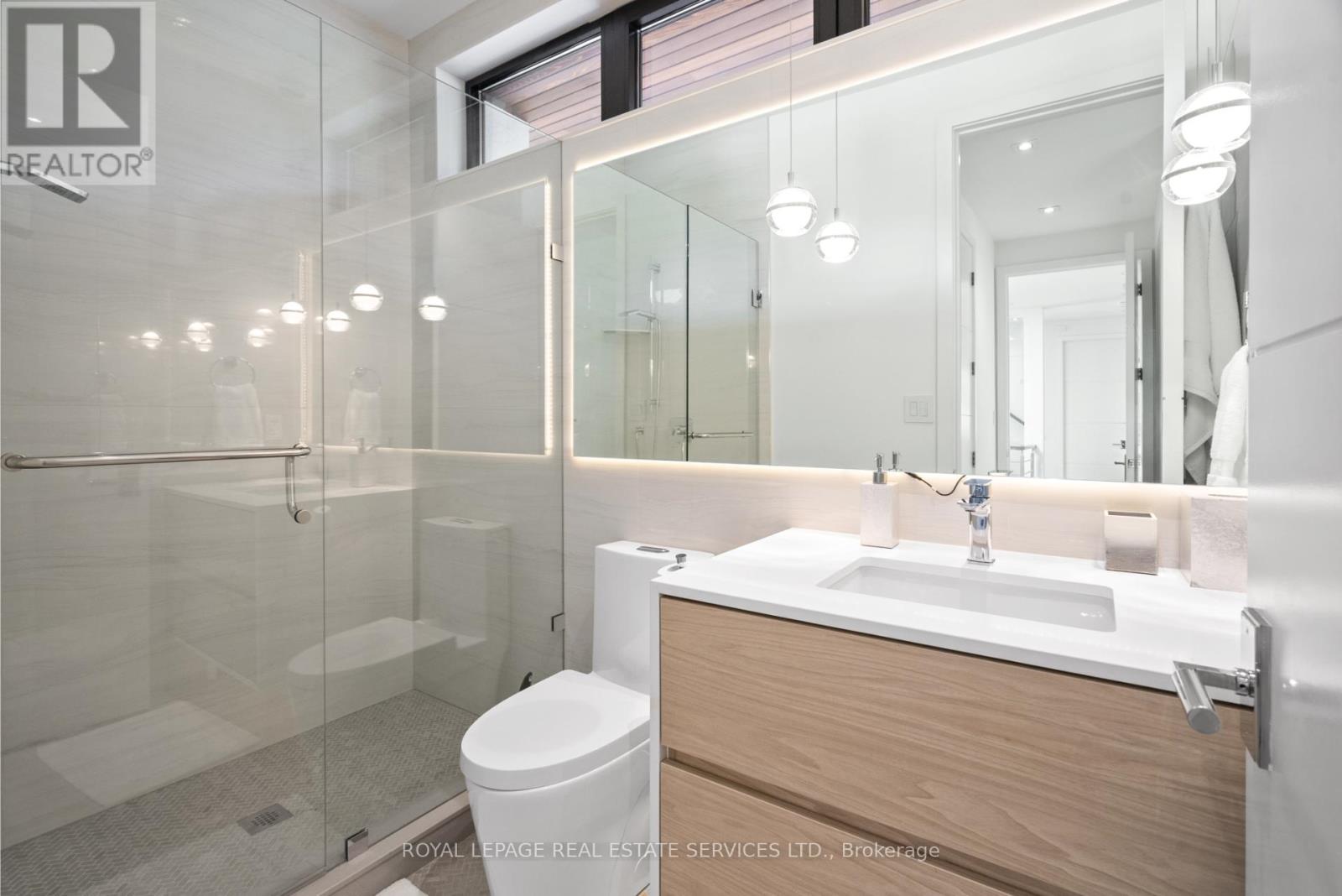 96 Montgomery Road, Toronto, Ontario  M9A 3N5 - Photo 24 - W12393803