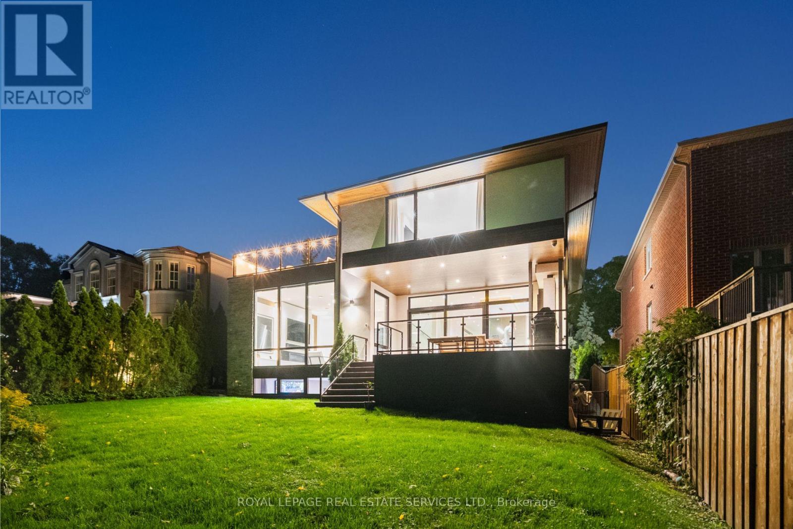 96 Montgomery Road, Toronto, Ontario  M9A 3N5 - Photo 48 - W12393803