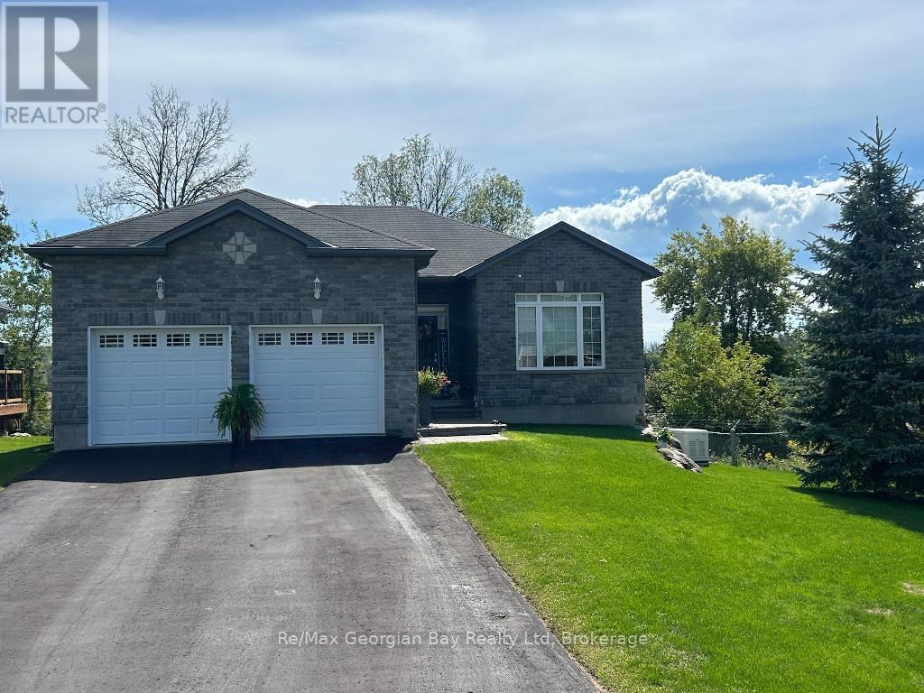 51 Donlands Court, Severn, Ontario  L0K 1E0 - Photo 1 - S12354886