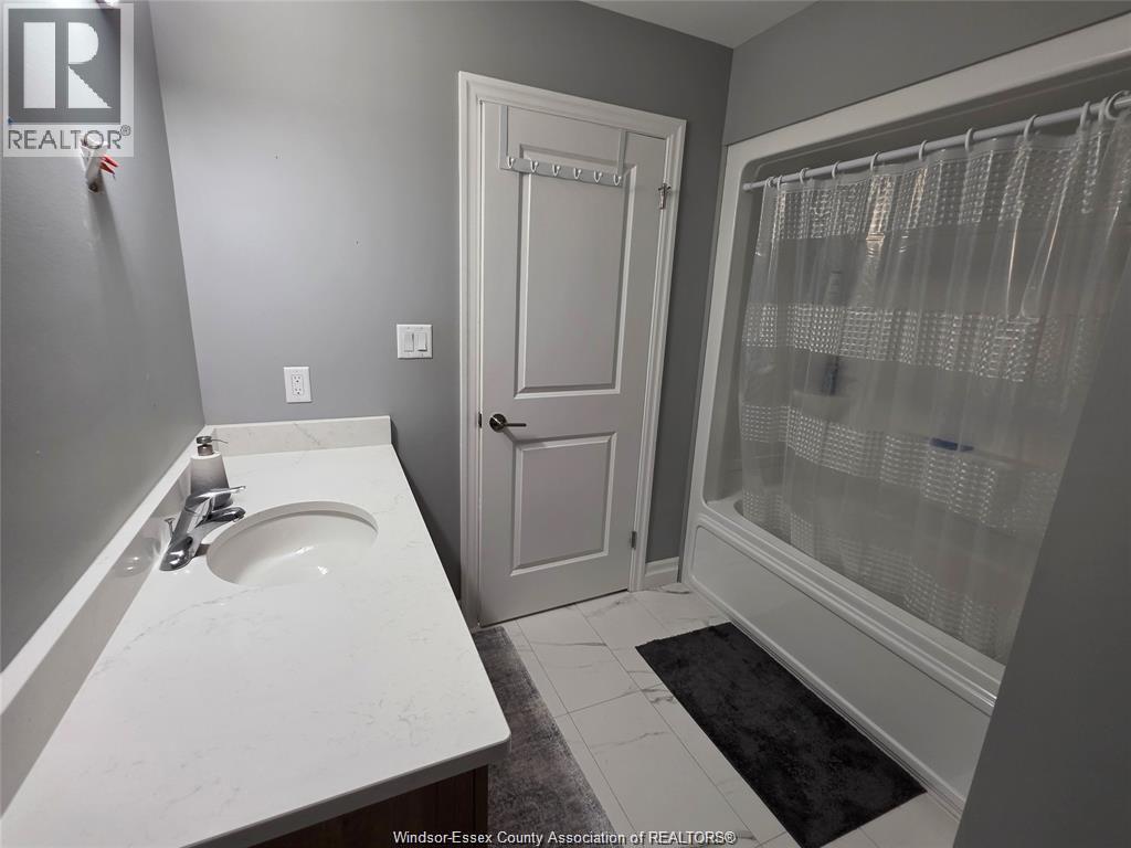 46 Kingsbridge, Amherstburg, Ontario  N9V 4A5 - Photo 10 - 25022700