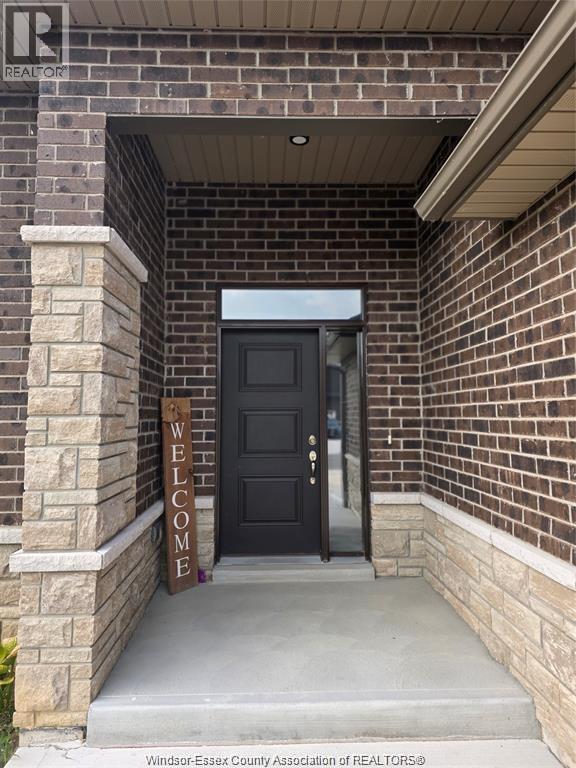 46 Kingsbridge, Amherstburg, Ontario  N9V 4A5 - Photo 2 - 25022700