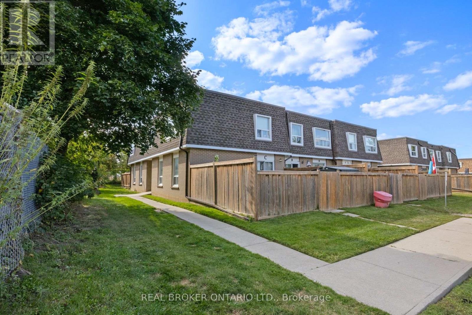 Property at 766 WALTER STREET image 2