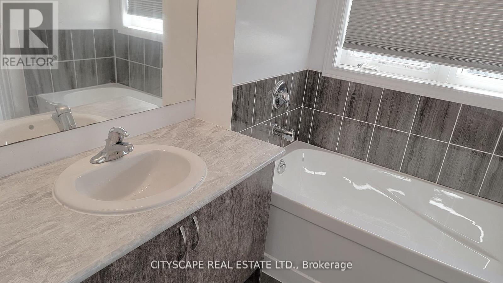228 Ridley Crescent, Southgate, Ontario  N0C 1B0 - Photo 29 - X12393720