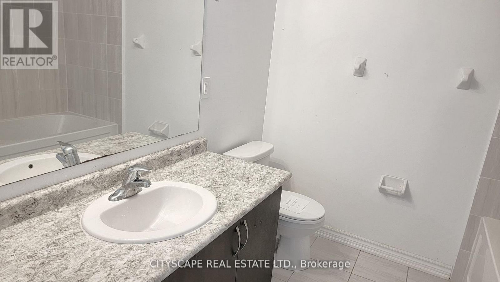 228 Ridley Crescent, Southgate, Ontario  N0C 1B0 - Photo 36 - X12393720