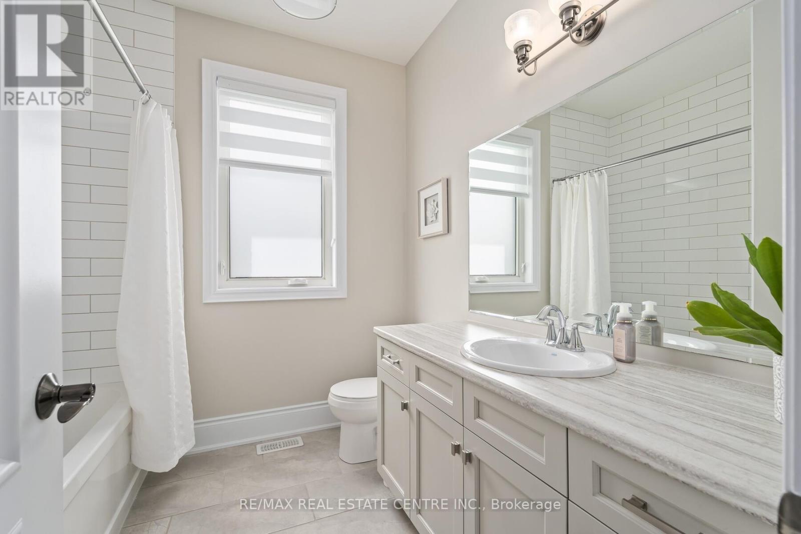 109 Crewson Court, Erin, Ontario  N0B 2K0 - Photo 22 - X12393730