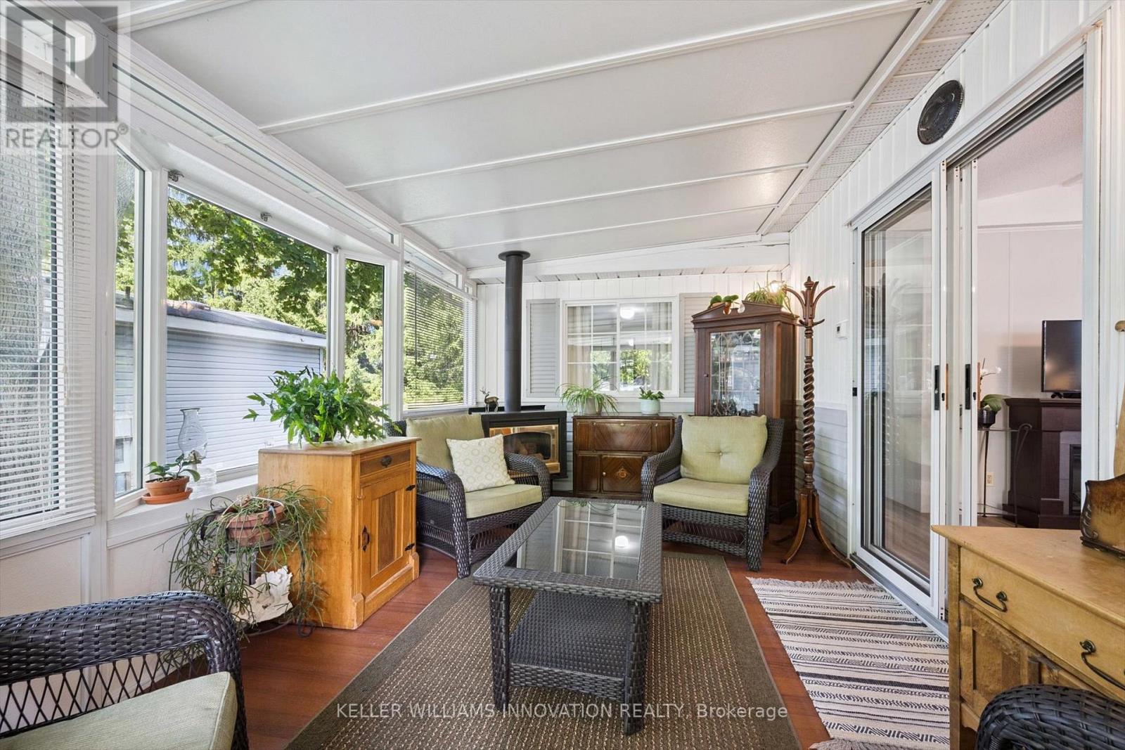 Property at 29 - 580 BEAVER CREEK ROAD image 4