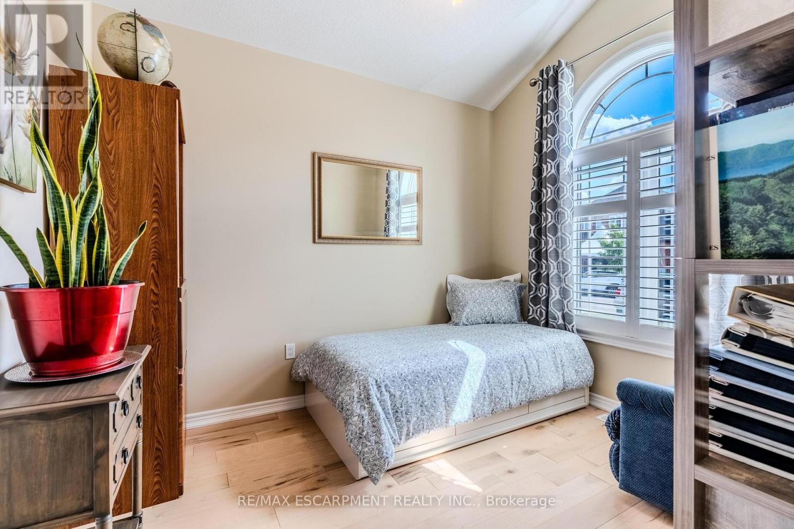 42 Cittadella Boulevard, Hamilton, Ontario  L0R 1P0 - Photo 15 - X12393795