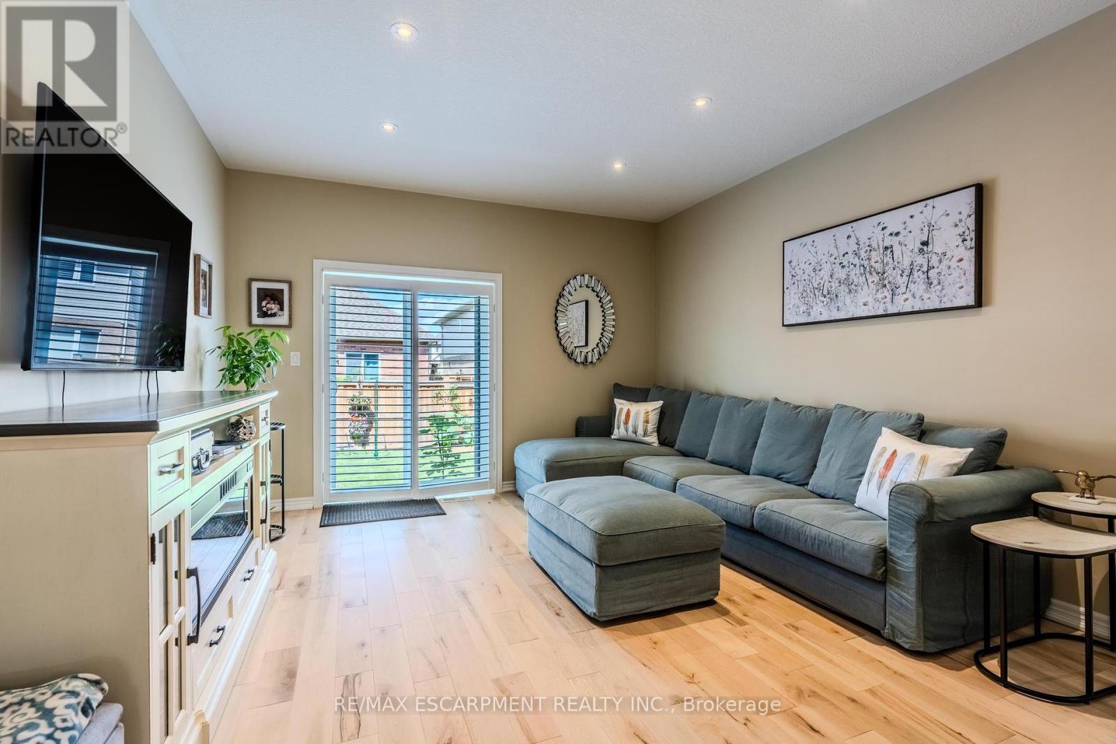 42 Cittadella Boulevard, Hamilton, Ontario  L0R 1P0 - Photo 28 - X12393795