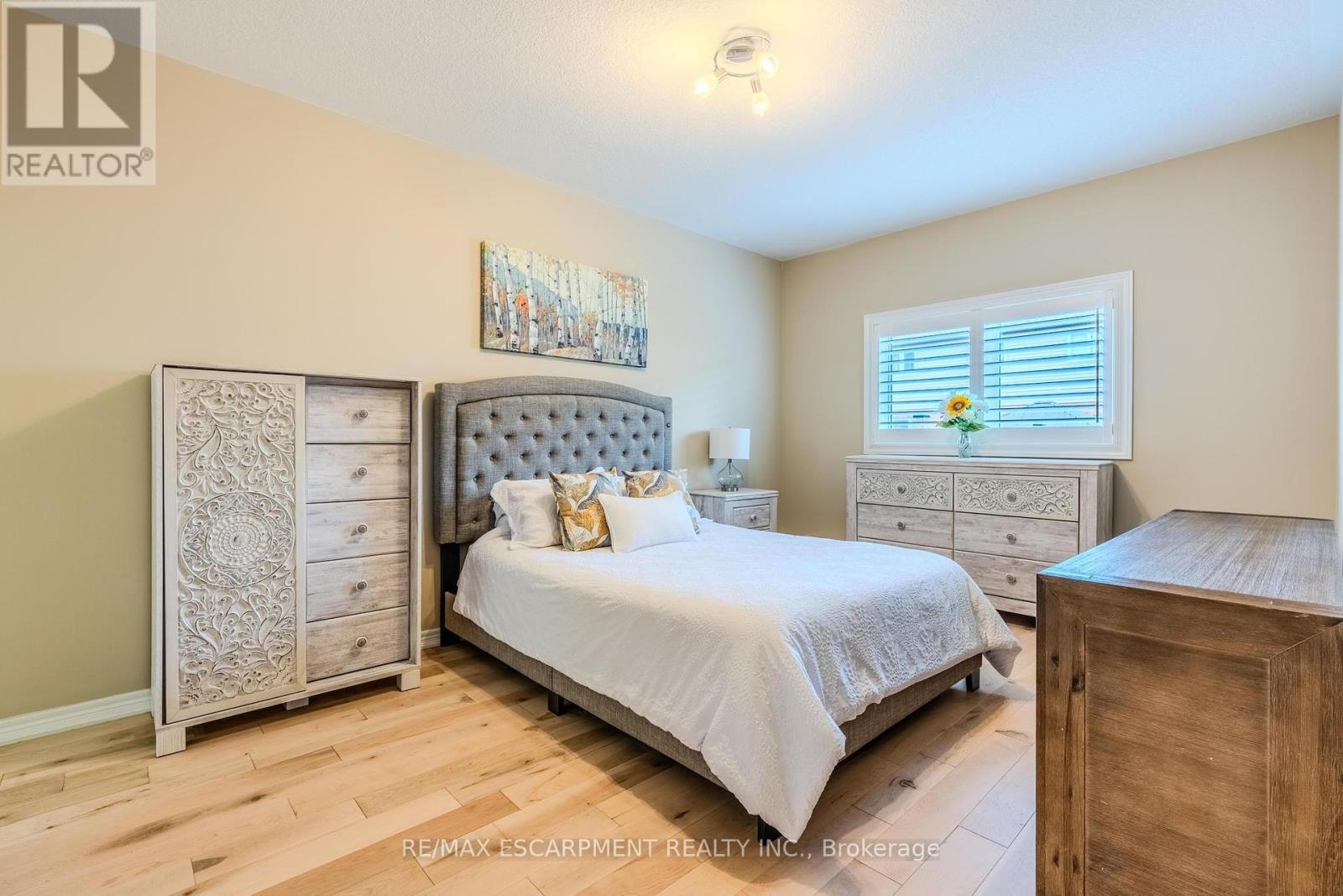 42 Cittadella Boulevard, Hamilton, Ontario  L0R 1P0 - Photo 33 - X12393795