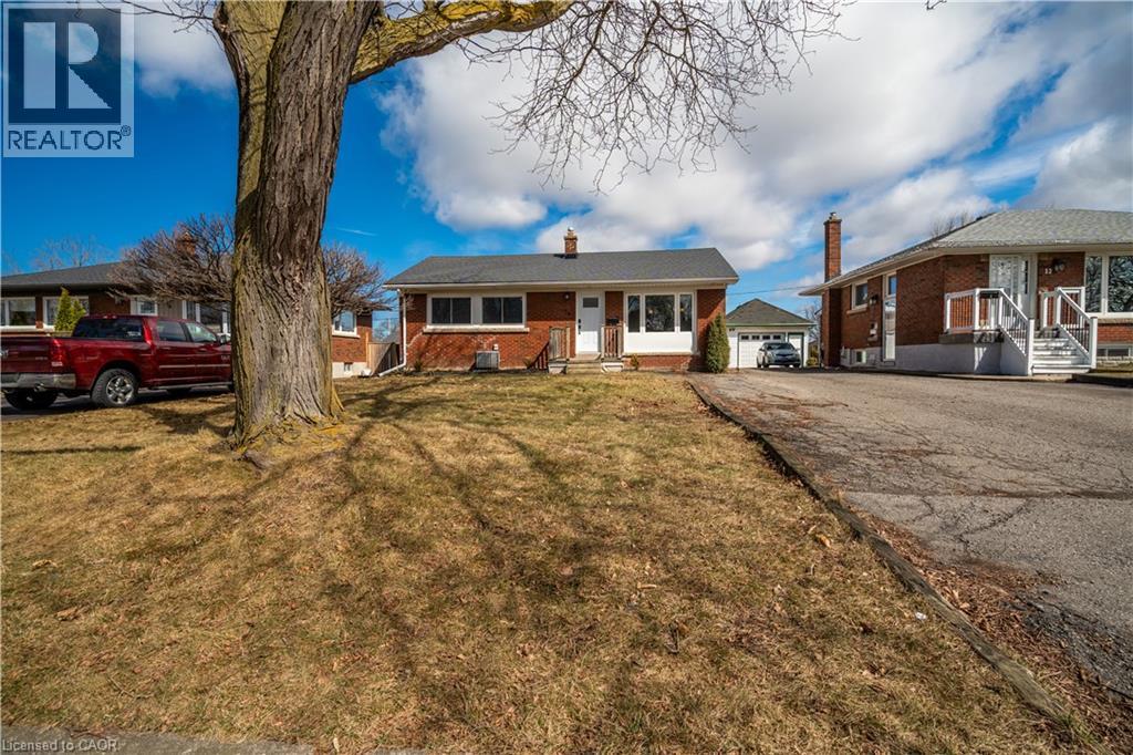 14 Milton Road, St. Catharines, Ontario  L2P 3E8 - Photo 2 - 40768285