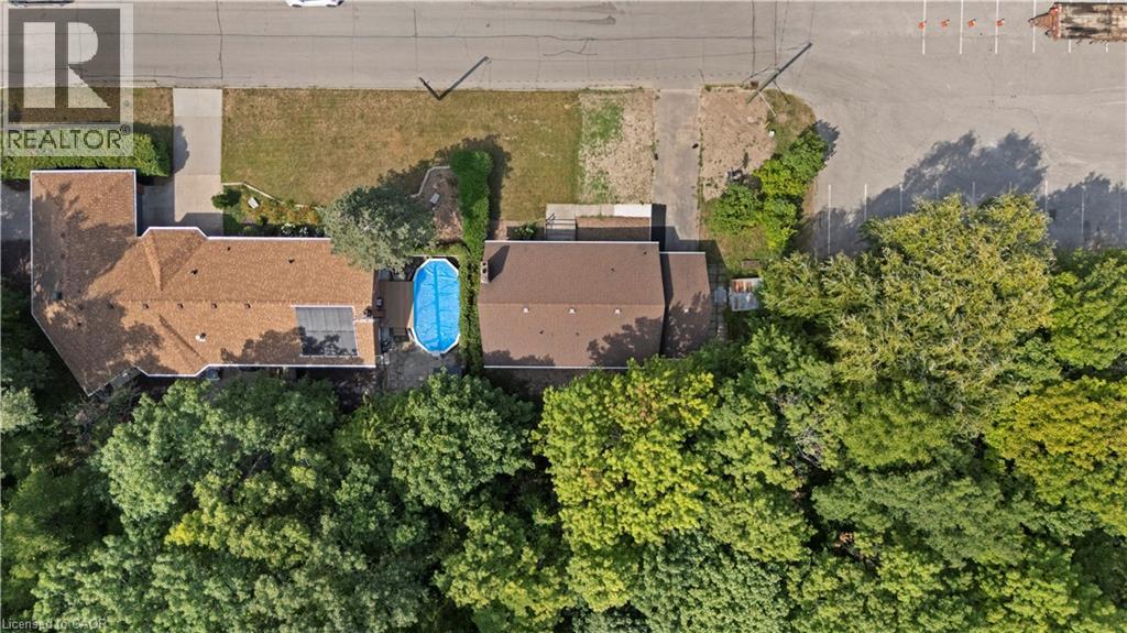 1 Caroline Street, St. Catharines, Ontario  L2T 3E9 - Photo 4 - 40763155