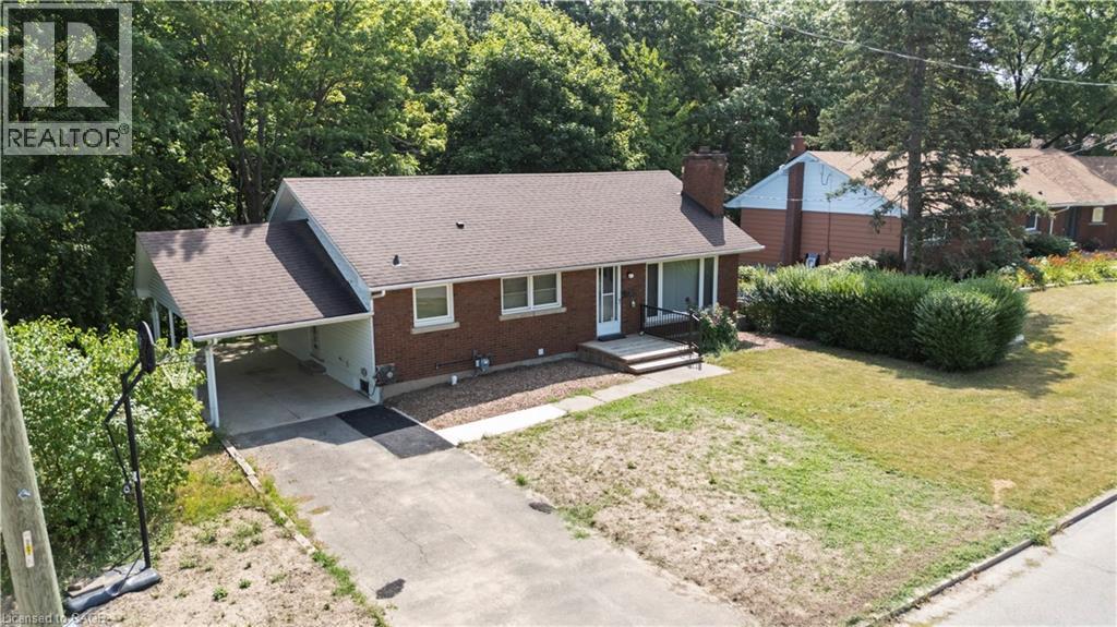 1 Caroline Street, St. Catharines, Ontario  L2T 3E9 - Photo 3 - 40763155