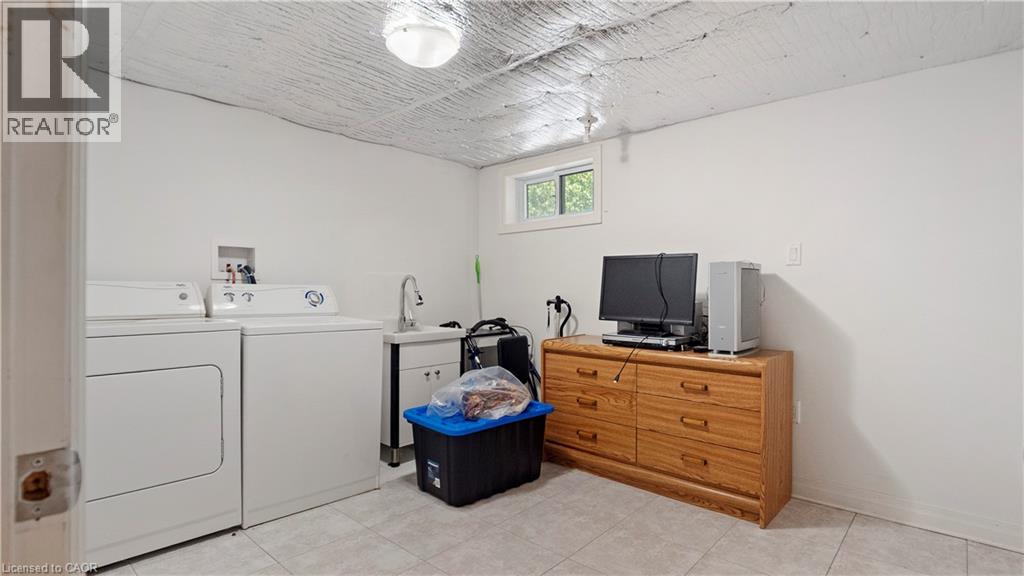1 Caroline Street, St. Catharines, Ontario  L2T 3E9 - Photo 18 - 40763155