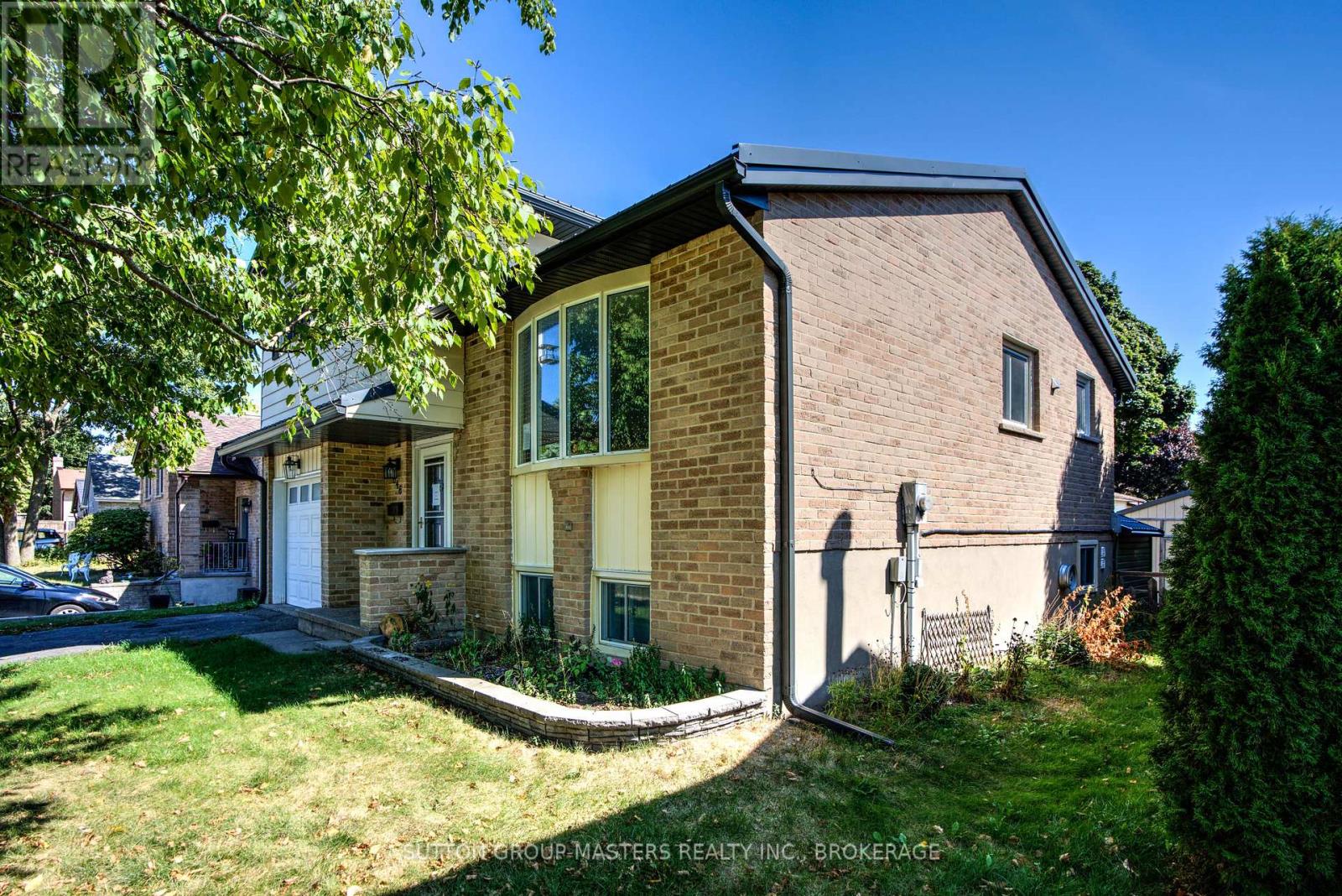 846 Sandringham Place, Kingston, Ontario  K7P 1N2 - Photo 3 - X12394127