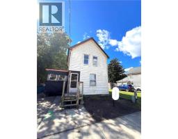 17 ABLE Avenue, brantford, Ontario