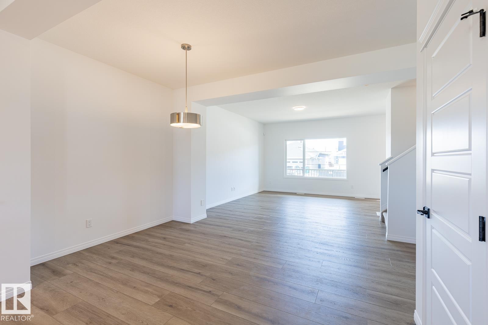 32 Resplendent Wy, St. Albert, Alberta  T8N 8B3 - Photo 11 - E4457002