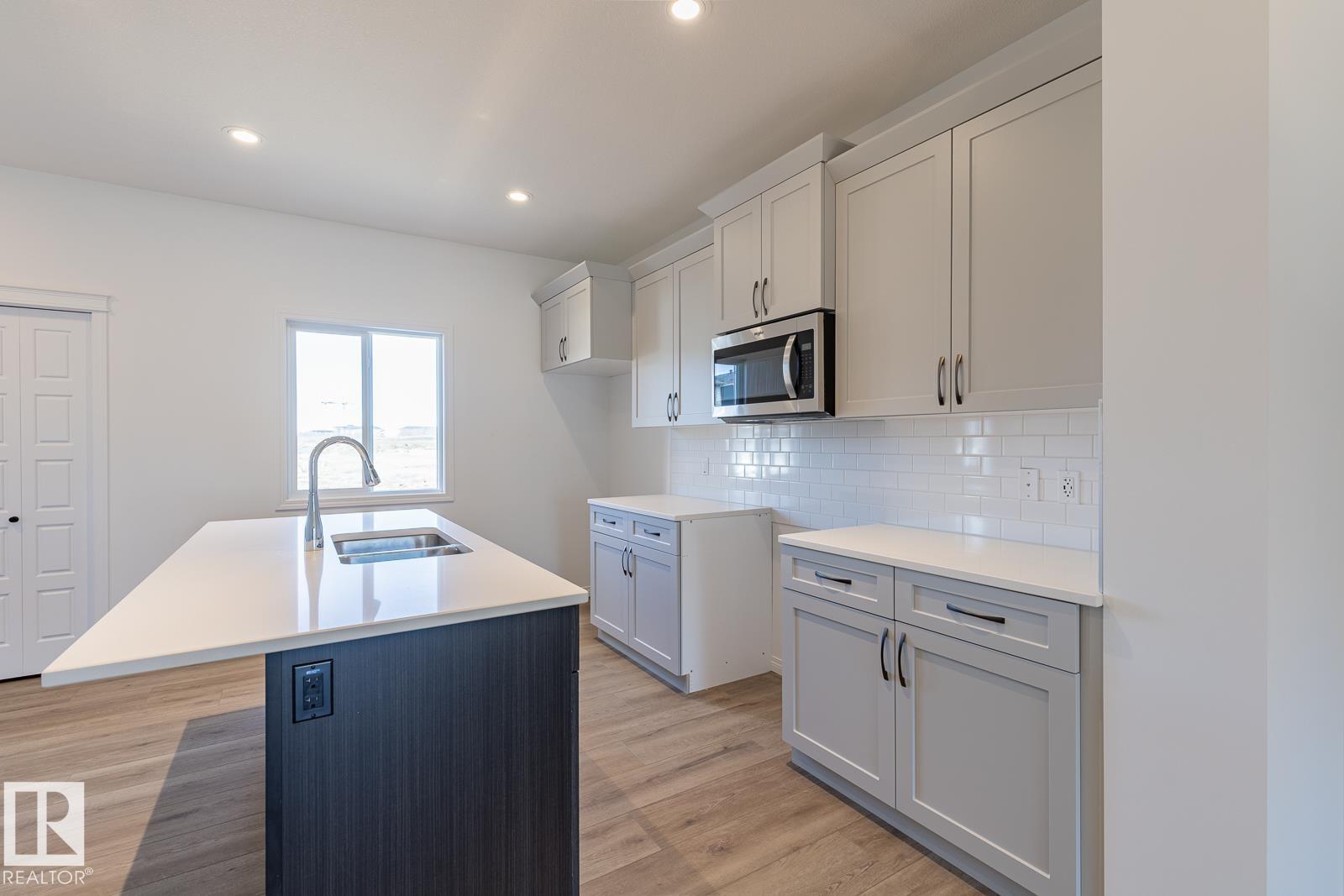 32 Resplendent Wy, St. Albert, Alberta  T8N 8B3 - Photo 15 - E4457002