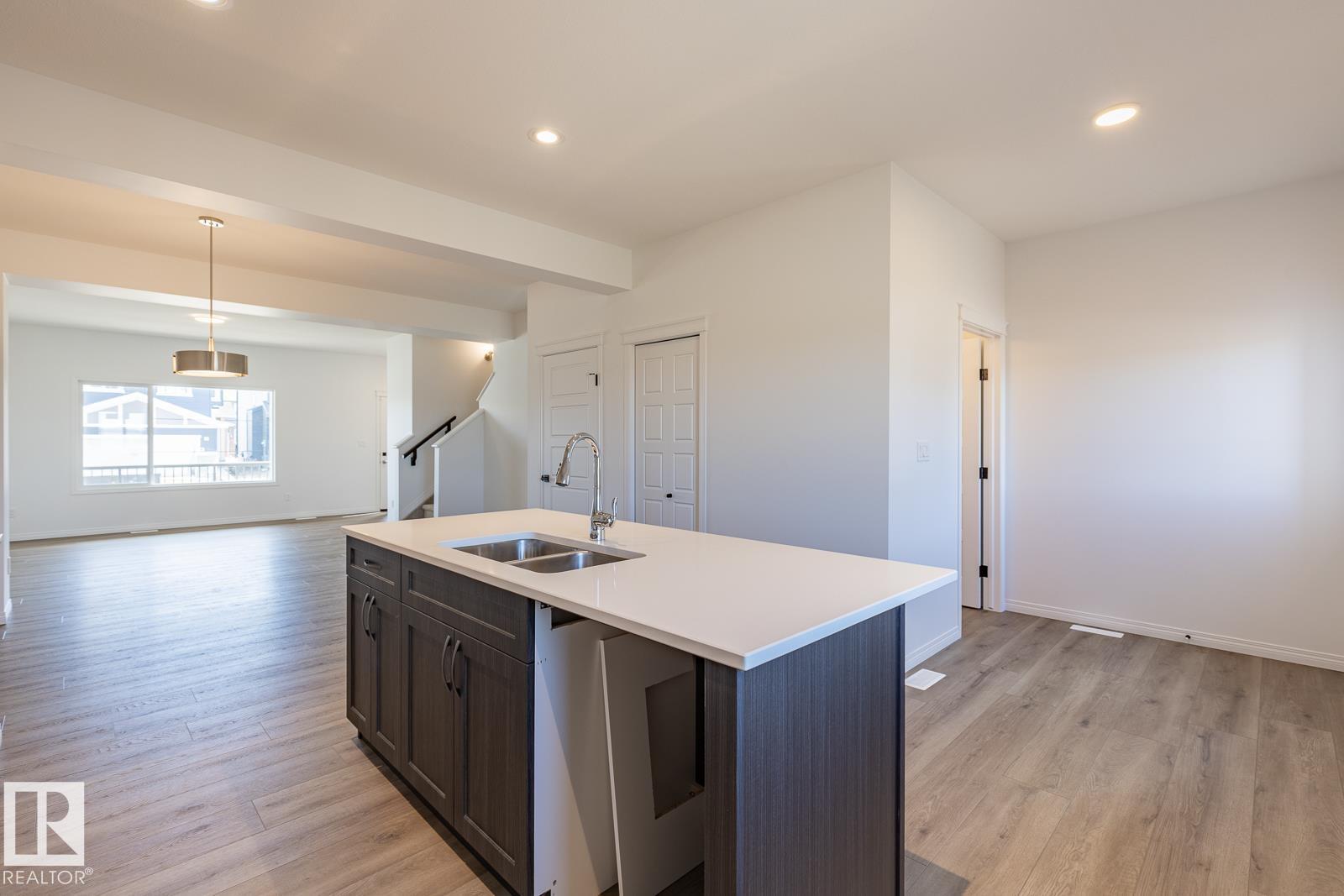 32 Resplendent Wy, St. Albert, Alberta  T8N 8B3 - Photo 17 - E4457002