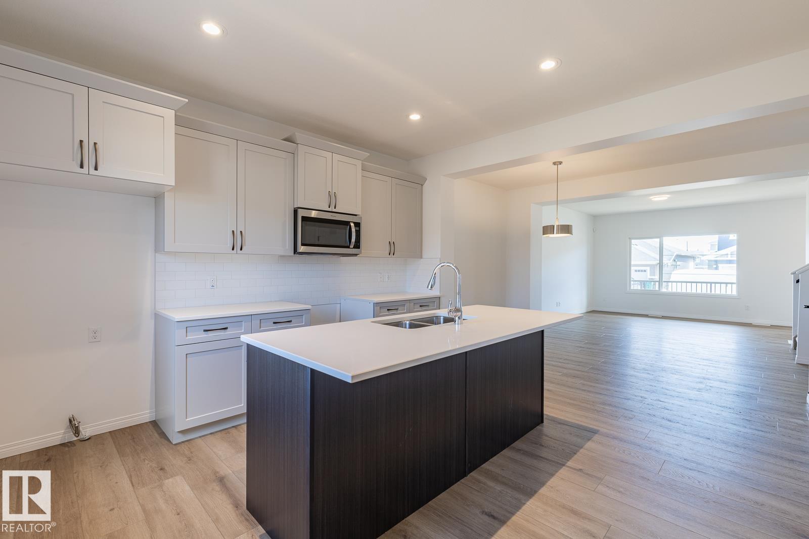 32 Resplendent Wy, St. Albert, Alberta  T8N 8B3 - Photo 19 - E4457002