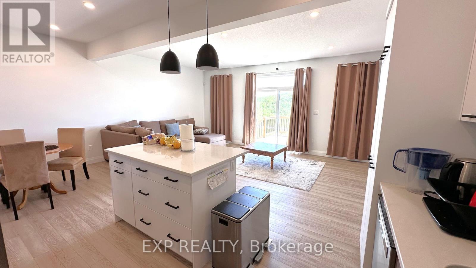 271 Renaissance Drive, St. Thomas, Ontario  N5P 3S6 - Photo 7 - X12394069