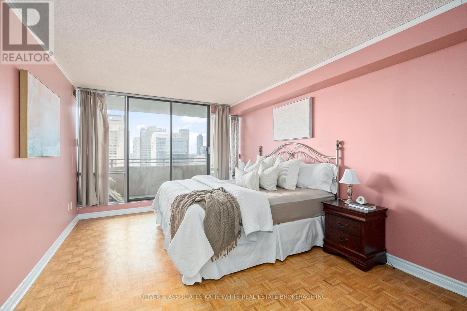 1507 - 380 King Street, London East, Ontario  N6B 3L6 - Photo 14 - X12394083