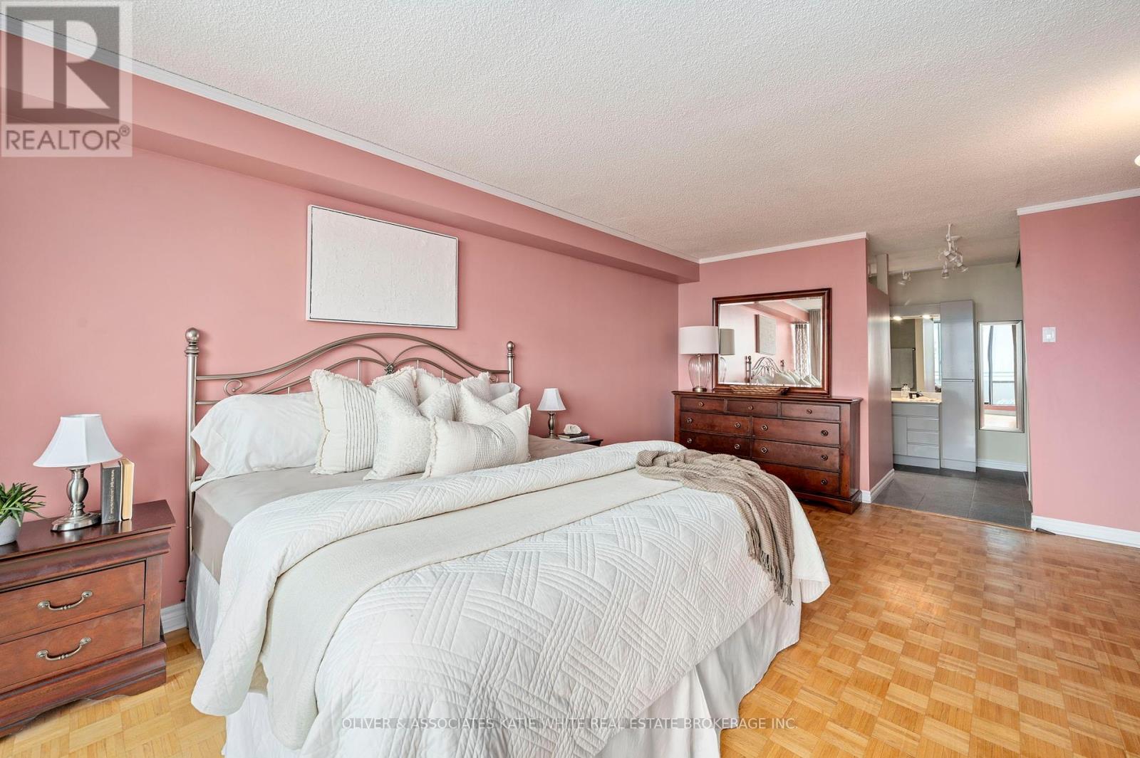 1507 - 380 King Street, London East, Ontario  N6B 3L6 - Photo 16 - X12394083