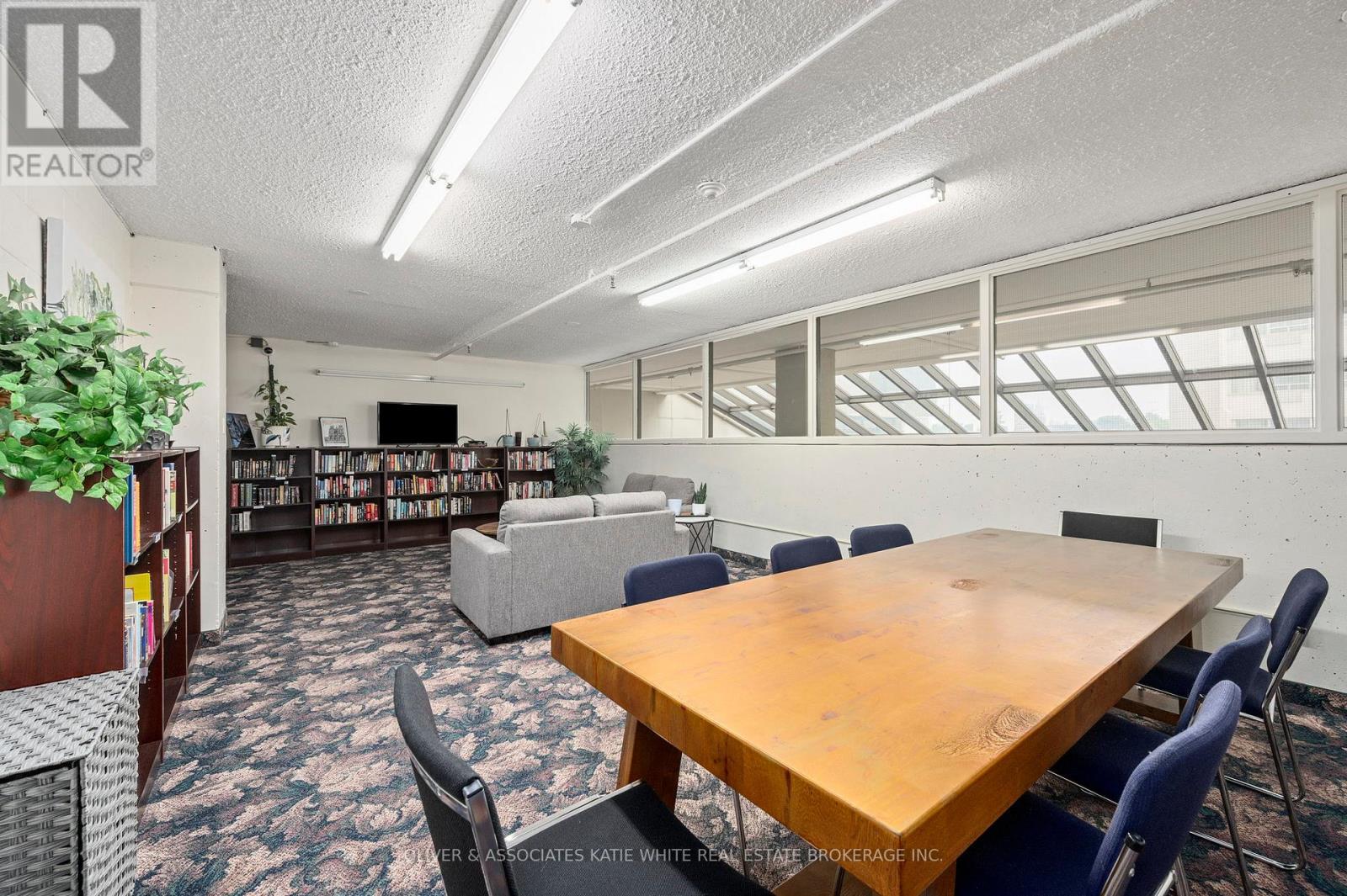 1507 - 380 King Street, London East, Ontario  N6B 3L6 - Photo 23 - X12394083