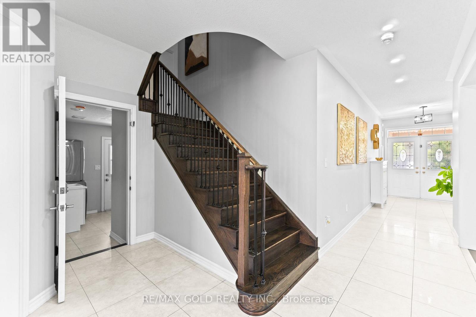 16 Cloverhaven Road, Brampton, Ontario  L6P 4E4 - Photo 15 - W12381238