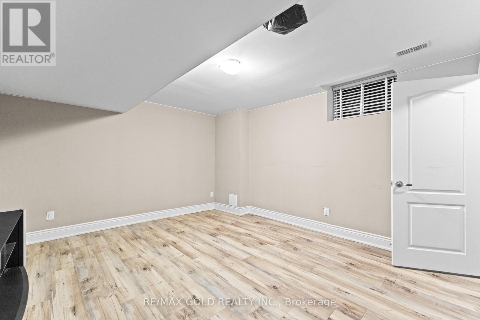 16 Cloverhaven Road, Brampton, Ontario  L6P 4E4 - Photo 31 - W12381238