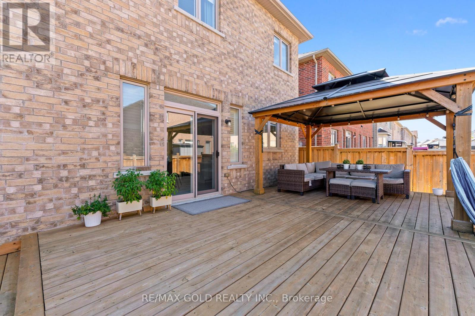 16 Cloverhaven Road, Brampton, Ontario  L6P 4E4 - Photo 33 - W12381238