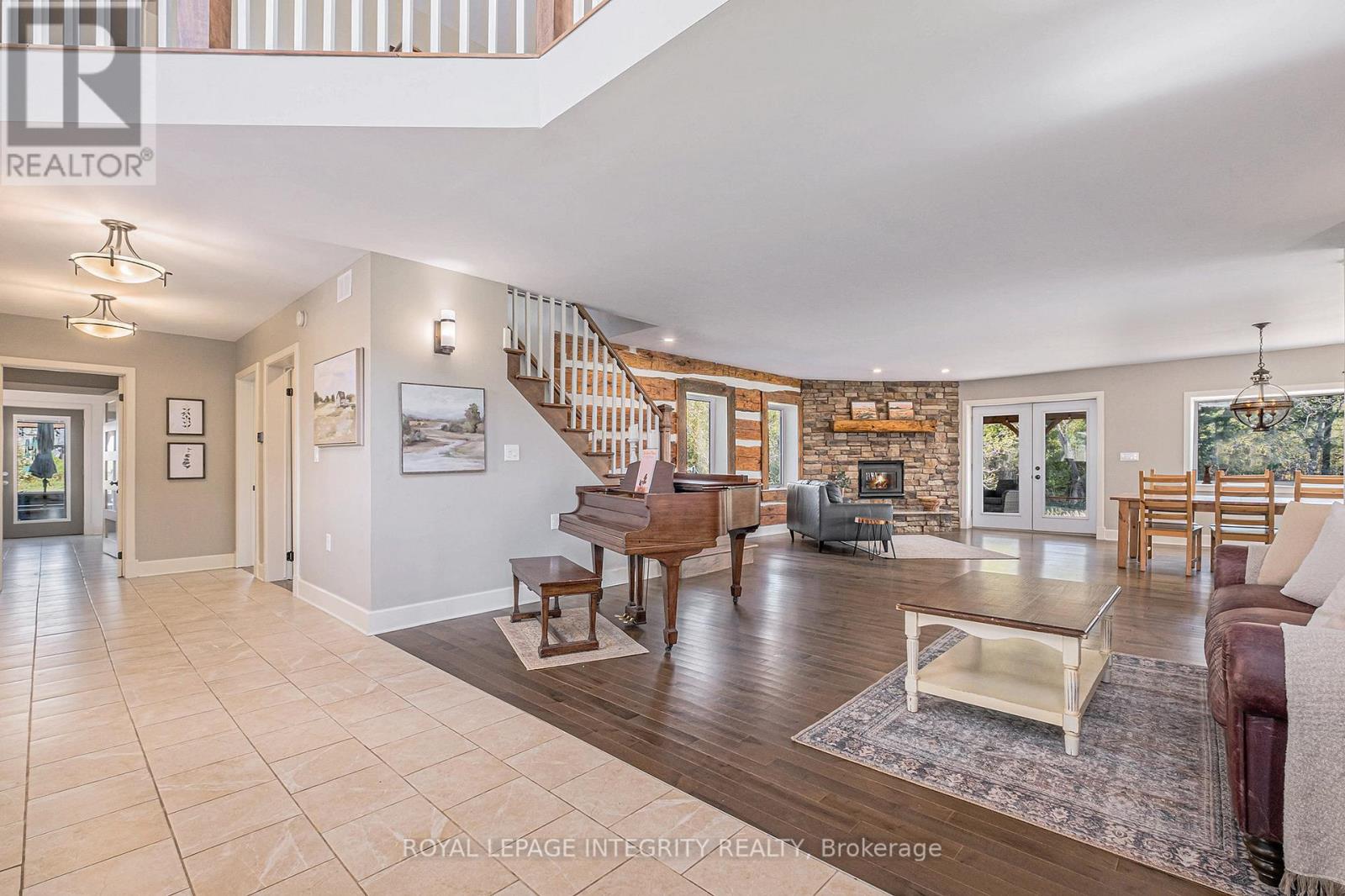6548 Carp Road, Ottawa, Ontario  K0A 2H0 - Photo 5 - X12394101
