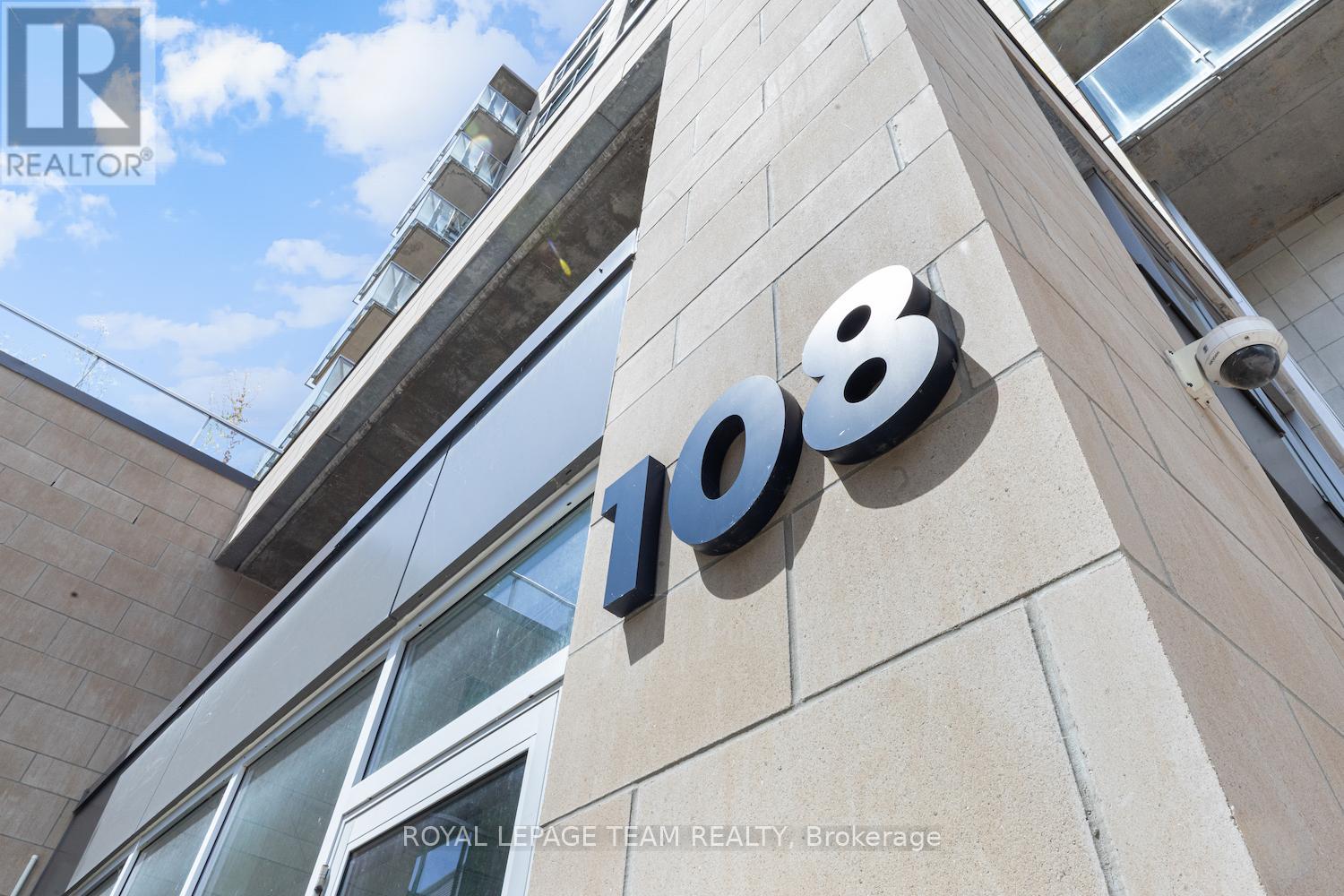 502 - 108 Richmond Road, Ottawa, Ontario  K1Z 0B3 - Photo 2 - X12394103