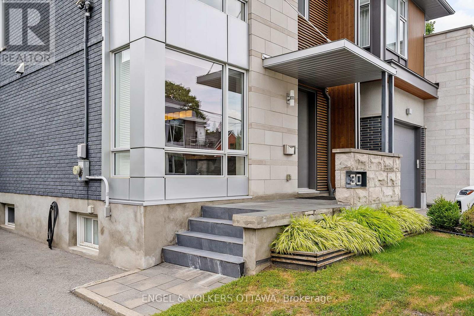 Property at 30 MORRIS STREET image 2