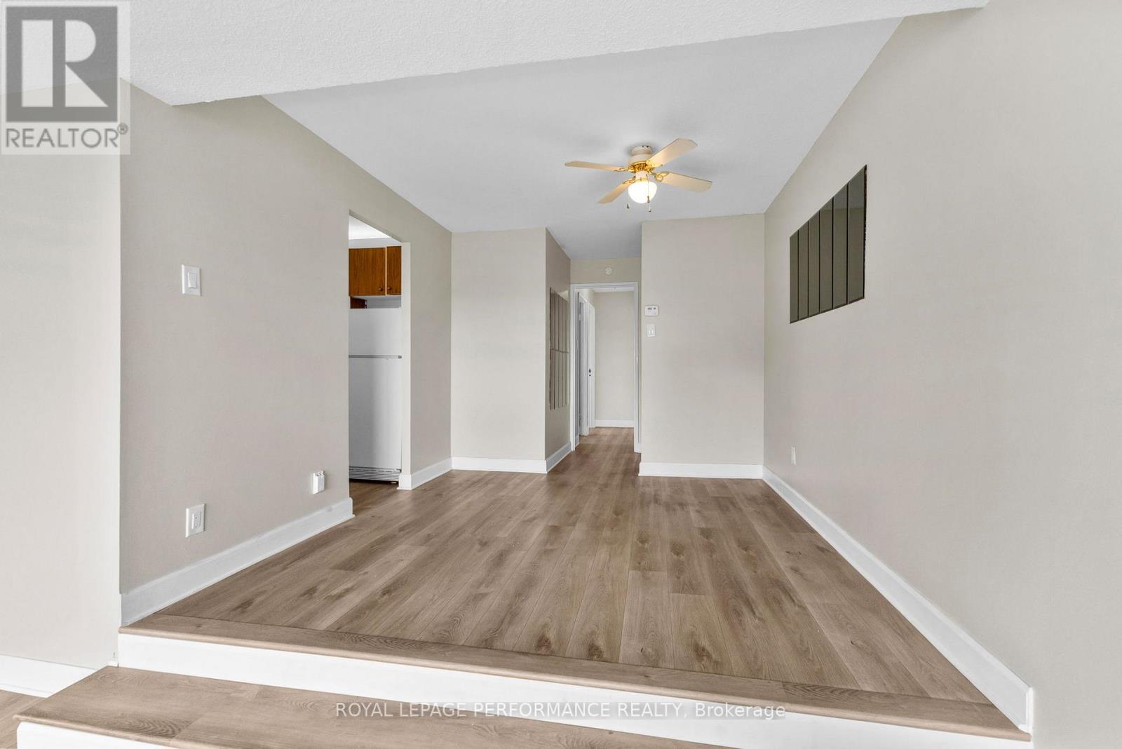 1003 - 1171 Ambleside Drive, Ottawa, Ontario  K2B 8E1 - Photo 8 - X12394132