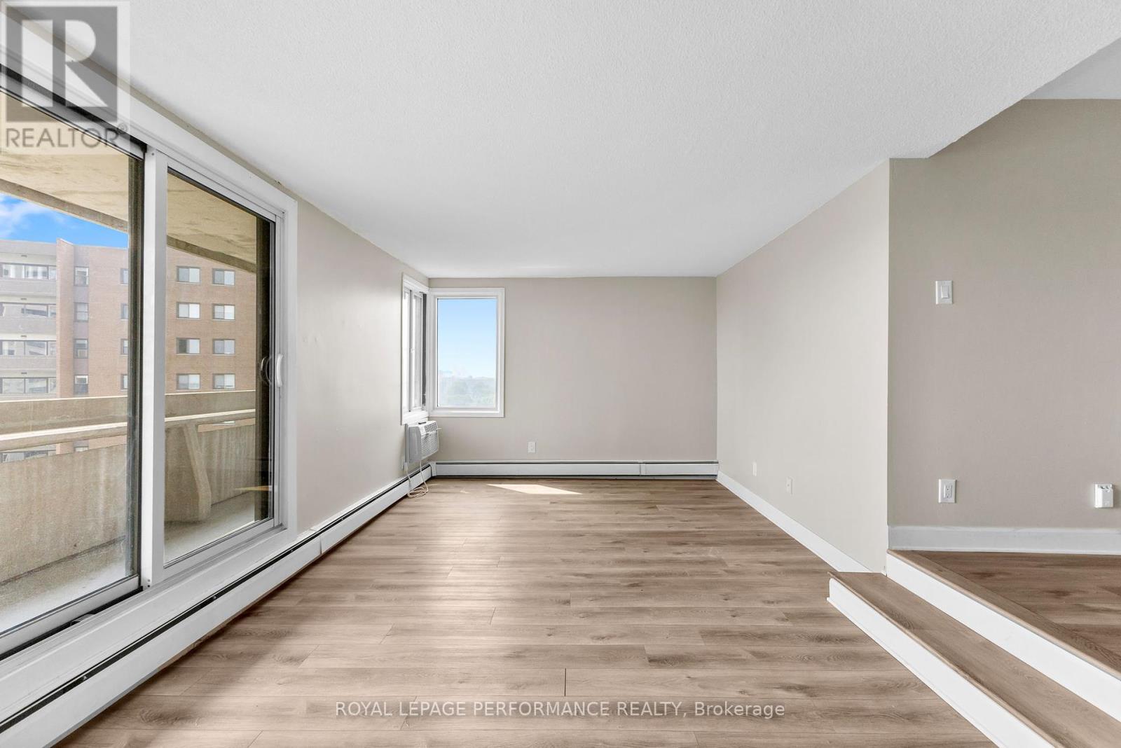 1003 - 1171 Ambleside Drive, Ottawa, Ontario  K2B 8E1 - Photo 9 - X12394132